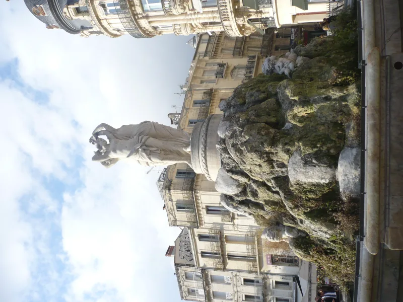 La fontaine des Trois Grâces sur la place de la Comédie de Montpellier